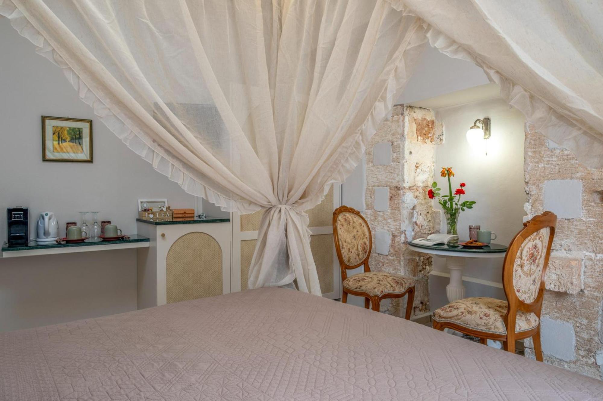 Santa Elena Boutique Rooms La Canea Exterior foto